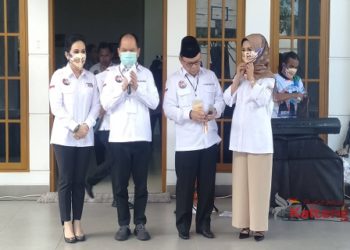 Mendaftar Di KPU Kalteng, Ben Brahim Mengaku Beruntung Dapat Wakil Ujang Iskandar