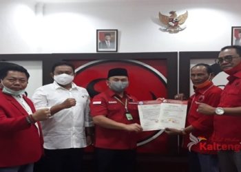 Malam Ini, Pasangan Sugianto Sabran - Edy Pratowo Daftar Ke KPU Kalteng
