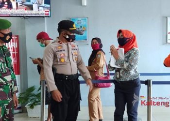 Masyarakat Murung Dapatkan Masker Gratis