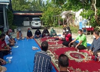 Camat Ketapang, Polsek dan Koramil Galakkan Disiplin Pakai Masker