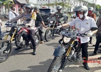 Warga Seruyan Cuek Protokol Kesehatan?, Ini Sanksinya : Push Up, Nyapu Jalan Hingga Bersihkan Got