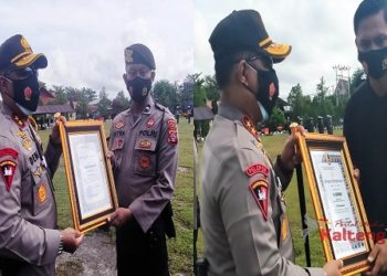 Raih Prestasi, Dua Personel Ditsamapta Polda Kalteng Menerima Penghargaan Kapolda