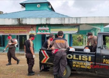 Polsek Murung Terus Eksis Bantu Warga Cegah Penyebaran Covid-19
