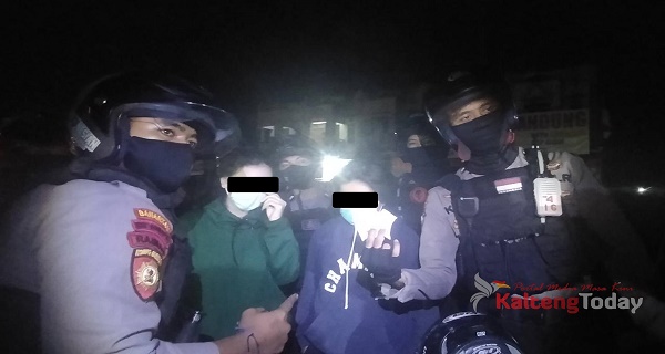 Kedapatan Bawa Puluhan Butir Zenith, Dua Gadis Muda Ini Diciduk Polisi