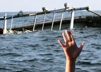 Asik Bermain di Lokasi Banjir dengan Kakak, Bocah Nyaris Tenggelam