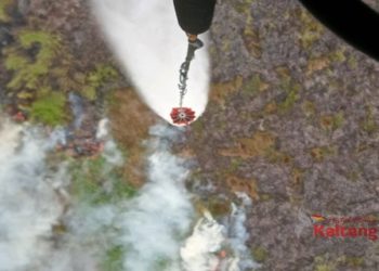 Helikopter Waterbombing Padamkan Kebakaran Lahan Di Kecamatan Kapuas Murung.