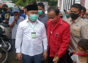Kedatangan Sugianto Sabran Disambut Antusias Warga Kuala Pembuang
