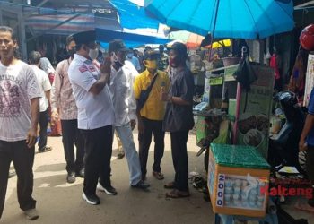 Cawagub Edy Pratowo Serap Aspirasi Pedagang Pasar Palingkau Lama Kapuas
