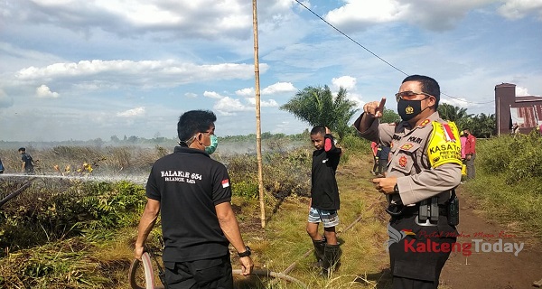 2 Hektar Lahan Gambut di Danau Rangas Palangkaraya Terbakar