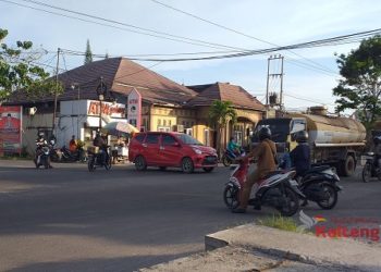 Simpang Jalan Tjilik Riwut dan Hasan Mansur Perlu Traffic Light