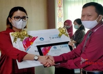 Kalteng Today.com Terima Penghargaan Dari Balai Bahasa Kalteng