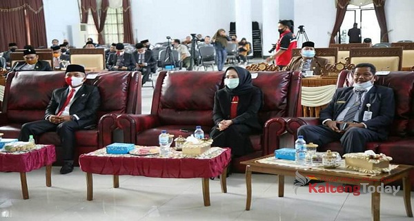 DPRD Dan Pemkab Seruyan Dengarkan Pidato Kenegaraan Presiden