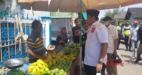 Cawagub Edy Pratowo Serap Aspirasi Pedagang Pasar Palingkau Lama Kapuas
