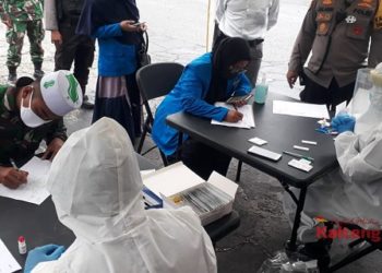 Sebelum Unjuk Rasa, Peserta Demo PMII Kalteng Lakukan Rapid Test