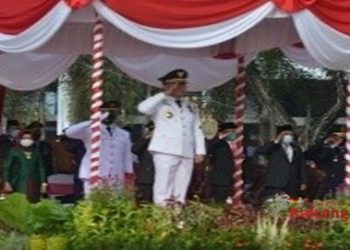 Pimpin Upacara HUT RI ke-75, Gubernur Kalteng Isi Pembangunan Dengan Semangat Huma Betang
