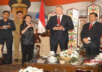 Lebih Dekat Dengan Febrina Natalia, Perempuan Dayak Si' Juru Bahasa' Para Tokoh Dunia