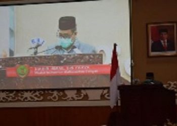 Gubernur Sampaikan Jawaban Pemandangan Umum Fraksi Terhadap Raperda Penambahan Penyertaan Modal PT. Bank Kalteng