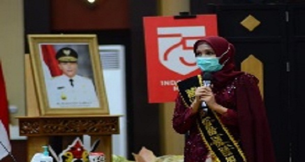 Istri Gubernur Kalteng Dikukuhkan Sebagai Bunda Literasi Kalteng
