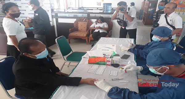 ASN Diskominfo Santik Gumas Ikuti Rapid Test, Begini Hasilnya