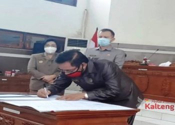 17 Raperda Prioritas Tahun 2021 Ditetapkan DPRD Gumas
