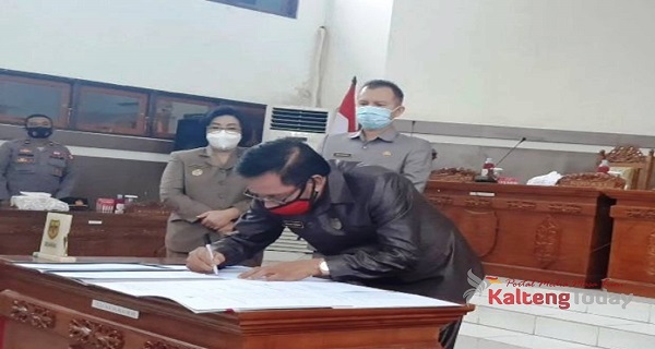 17 Raperda Prioritas Tahun 2021 Ditetapkan DPRD Gumas