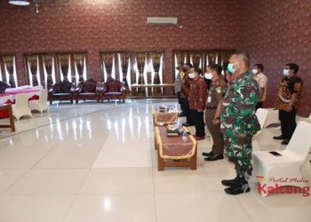 Bupati Seruyan Ikuti Video Conference Bersama Sejumlah Menteri Bahas RUU Cipta Kerja