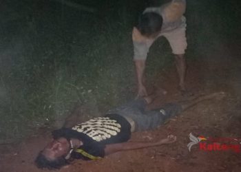 Pemuda Gangguan Jiwa Tergeletak Patah Kaki di Cempaga Hulu