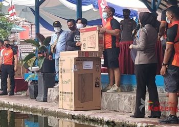 Kapolda Kalteng Memancing Bersama Awak Media