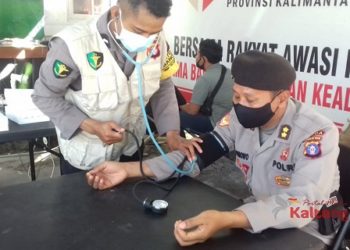 Polda Kalteng Lakukan Pemeriksaan Personel Pengamanan Di Bawaslu