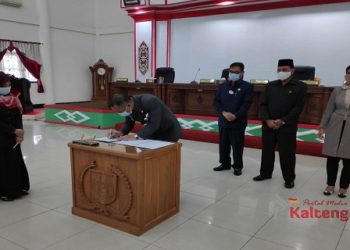 Tiga Buah Ranperda Disetujui Pada Rapat Paripurna