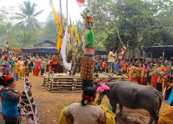 Mengenal Tiwah, Ritual Kematian Kepercayaan Kaharingan Suku Dayak di Kalimantan Tengah