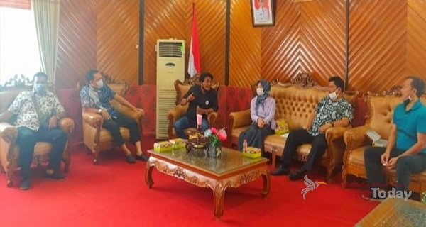 DPRD Palangka Raya Berbagi Cara Penyusunan RKT Ke DPRD Kabupaten HSS