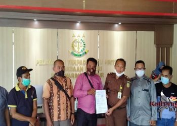 Dugaan Penyimpangan Dana BST Di Laporkan Aktivis Ke Kejaksaan