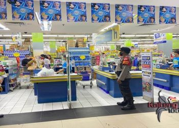 Polisi Sosialisasikan Prokes Dan 3M Di Pusat Perbelanjaan