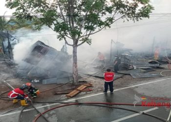9 Blok Kios Jalan RTA Milono Palangka Raya Ludes Terbakar