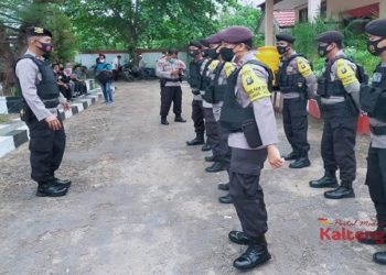 Polsek Kota Besi Amankan Rapat Pleno Tingkat Kecamatan