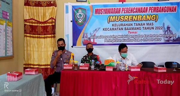 Polsek Baamang Hadiri Musrenbang di Kelurahan Tanah Mas