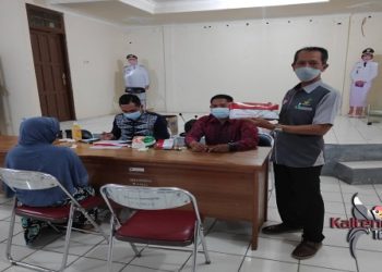 DSPMD Kabupaten Barsel Bagikan 171 KKS Kepada Keluarga Penerima Manfaat