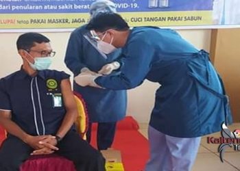 Ketua PA Pulpis Jadi Peserta Vaksinasi Covid-19