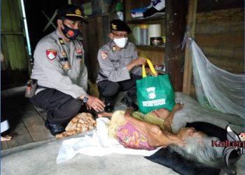 Revolusi Mental Polres Kapuas Peduli Sesama Sambangi Warga Desa Pulau Telo