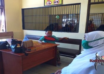 Jam Besuk Tahanan di Polres Seruyan Dibatasi.