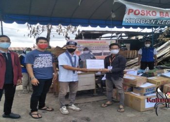 GMKI Salurkan Bantuan Baju Layak Pakai Untuk Korban Kebakaran Palangka Raya