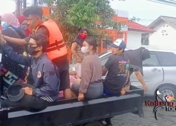 Tim Emergency Response Palangkaraya Terjun Langsung Bantu Korban Banjir di Kalsel