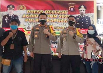 Saat Malam Pergantian Tahun Polres Kapuas Perketat Perbatasan.