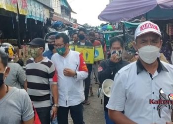 Satgas Mandiri Pasar Besar Palangka Raya Rutin Imbau Pengunjung dan Pedagang Disiplin Prokes