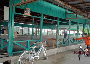 Rumah Ibadah Dan Majelis Taklim di Kabupaten Kapuas Disemprot Disinfektan