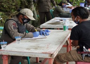 Operasi Yustisi di Lintas Bukit Rawi, Petugas Tindak 20 Pelanggar Prokes