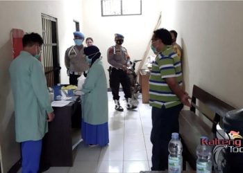 Anggota Polsek Murung Lakukan Test Urine