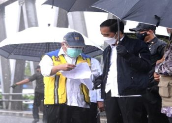 Presiden Jokowi Lihat Sarana Terdampak Bencana Banjir di Kabupaten Banjar