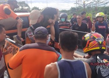 Hantam Tiang Listrik Pakai Motor, 2 Pemuda Luka Parah